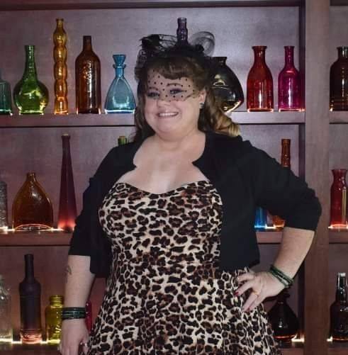 Pin-up Contestant Entry